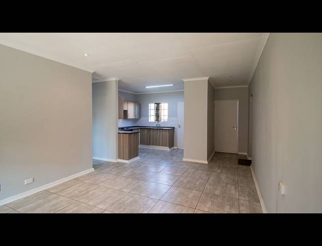 2 BEDROOM SECTIONAL TITLE FOR SALE IN SUNAIR PARK